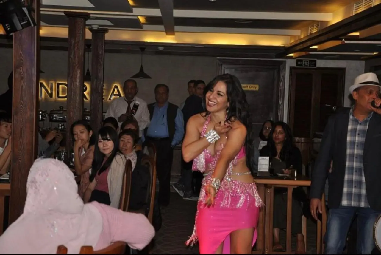 Dinner cruise on the Nile river in Cairo and belly dance show